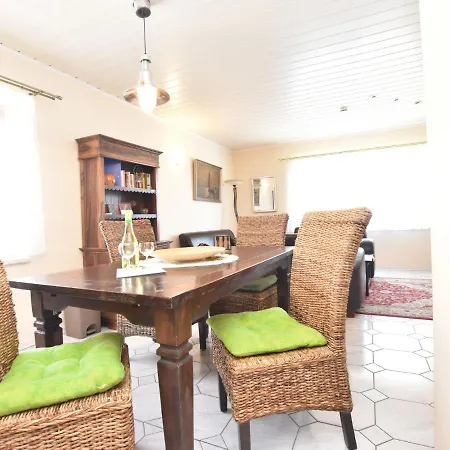 Apartament Cozy In With Balcony Neubukow
