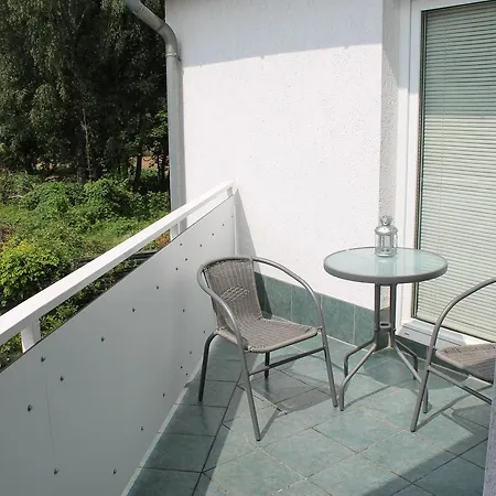 Cozy In With Balcony *